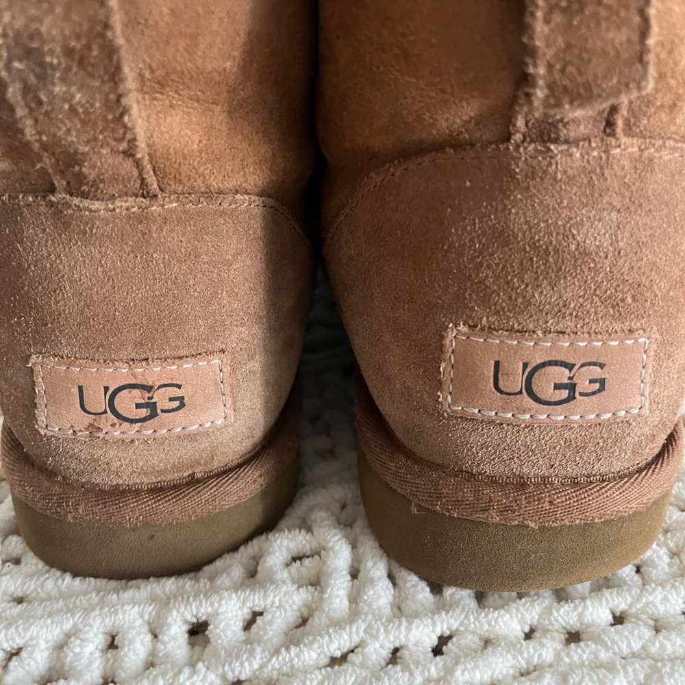 Authentic short ugg boots